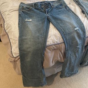 American Eagle artist stretch preworn